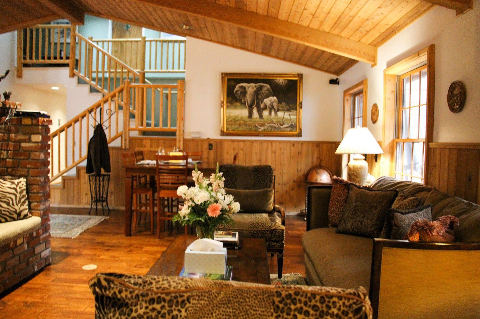 Alpenhorn Bed And Breakfast Big Bear Lake Exterior photo